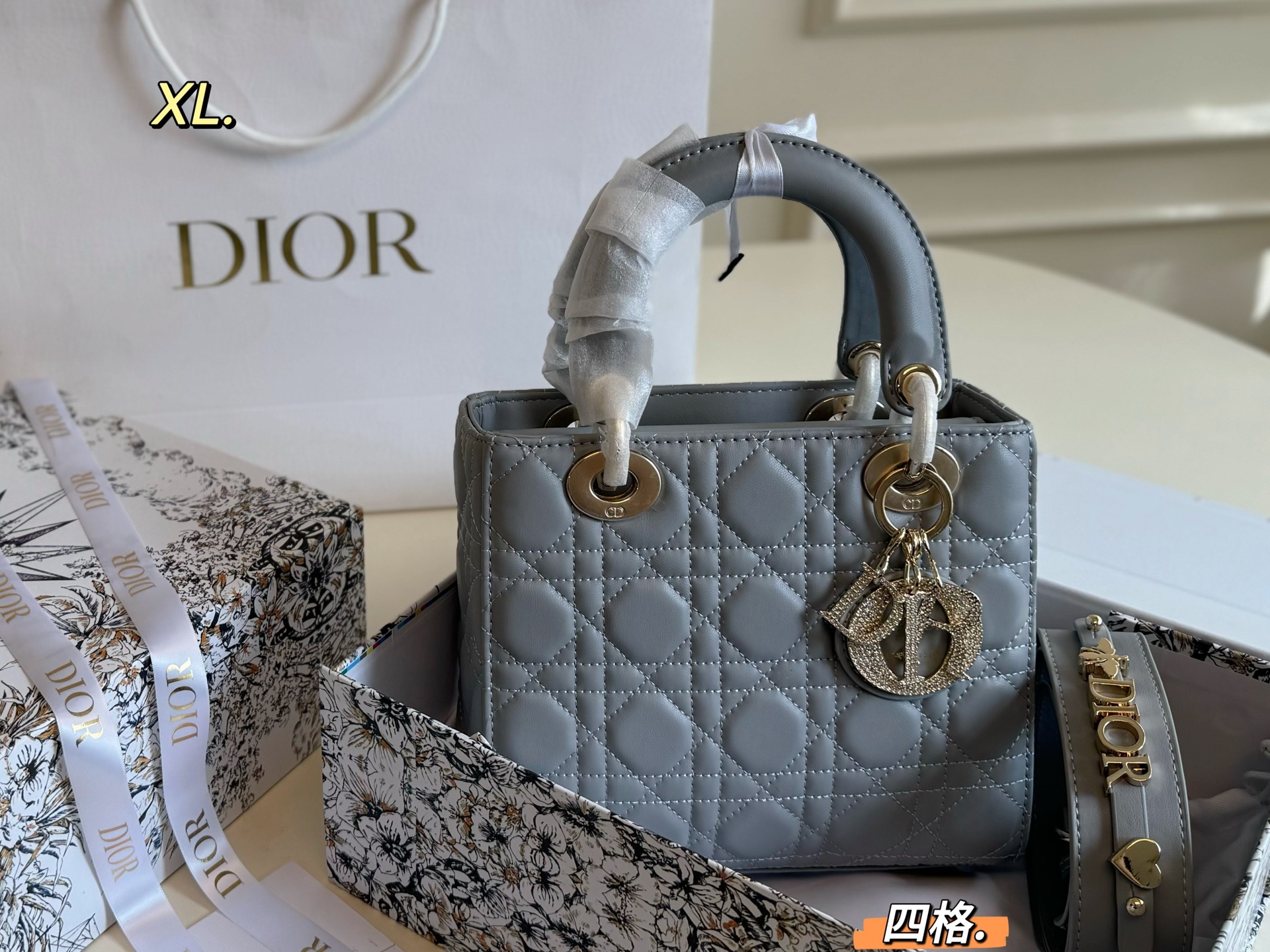 DIOR bag 136